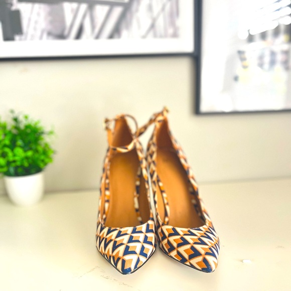 Madison Heels Ladies Size 9.5 Brown & Navy Blue Ankle Strap High Heels - Picture 5 of 9